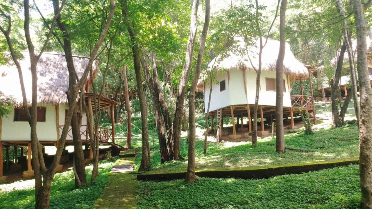 Tuani Ecolodge Тола Екстериор снимка